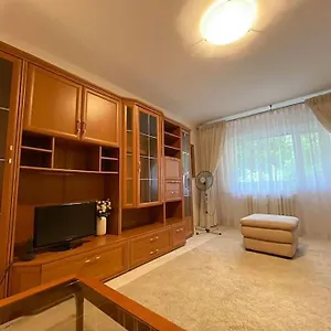 Lovely & Quiet 1-bedroom With Free Parking Bucureşti